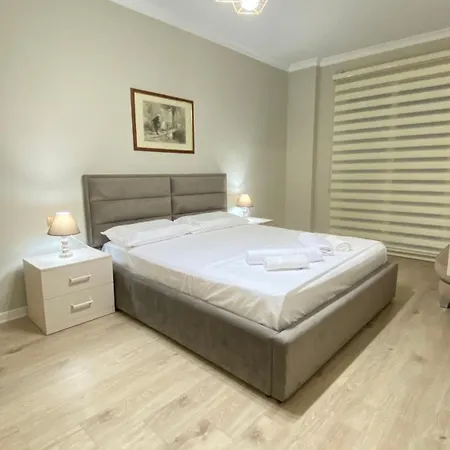 Escape Qerret Appartamento Golem (Tirana)